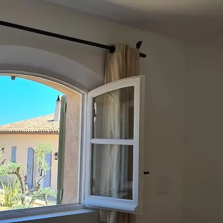 Maison Les Marres St-tropez / Ramatuelle شقة سان تروبيه