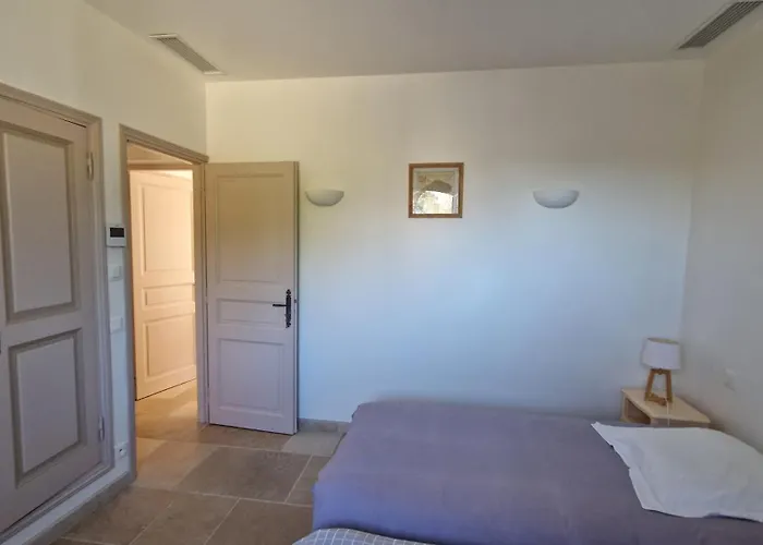 Maison Les Marres Saint-tropez, Elegance Et Calme *